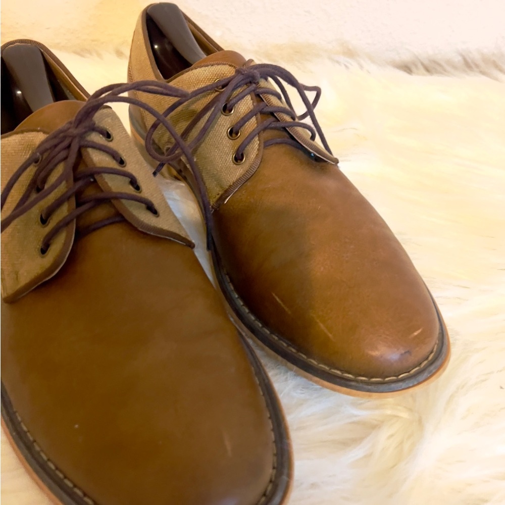J Ferrar Brown and Tan Leather Oxfords with Closed Lacing. Size Men’s 8.5 - Picture 2 of 7